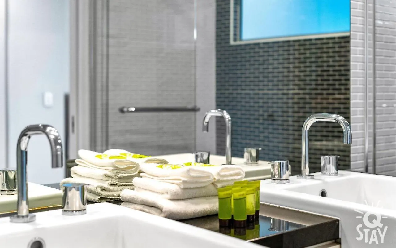 The Wave - Qstay Gold Coast Apartment